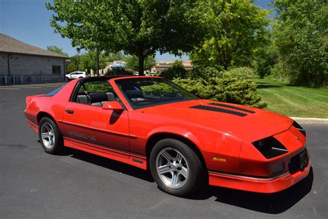 Fantastic 1988 Camaro Iroc Z In The World Check This Guide