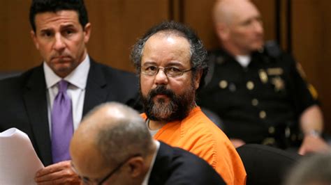 Ohio Conducting Reviews On Prison Suicide Of Ariel Castro Who Held 3