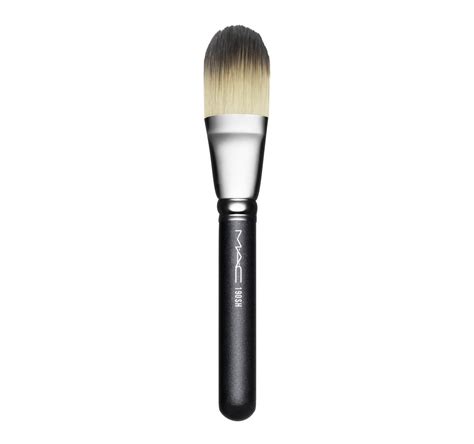 190sh Foundation Brush Mac Cosmetics Official Site