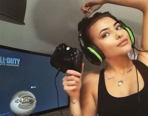 Play Cod Fortnite And Other Games Im A Gamer Girl By