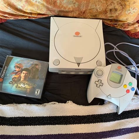 bought my first dreamcast i managed to get a really mint condition launch model i am really