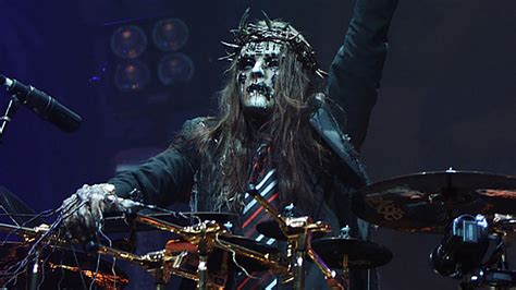 While the cause of death is unknown, his family confirmed his death to rolling stone. Slipknot's Joey Jordison Breaks Down Band's Creative ...