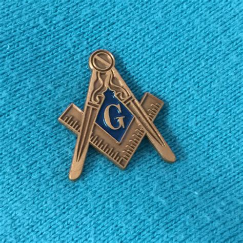 10pcs Wholesale Square And Compasses Masonic Freemason Lapel Pin With G