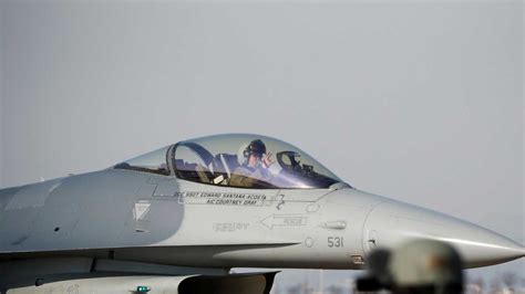 Us Air Force F 16 Fighter Jet Crashes In South Korea Suno News The