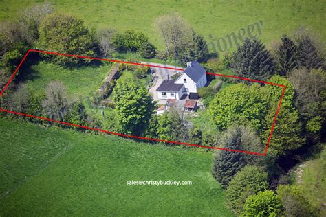 One acre of land is equivalent to 43,560 square feet. Bweeng one acre cottage for sale, county Cork.