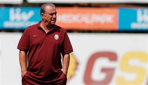 Kadro sayfasında galatasaray takımının güncel ve geçmiş sezonlarına ait kadro bilgilerine göz kadroda yer alan oyuncuları pozisyon, yaş, forma giydiği maç sayısı, ilk onbirde sahaya çıktığı maç. Galatasaray-Rangers maçı kamp kadrosu belli oldu! Arda 11 ...