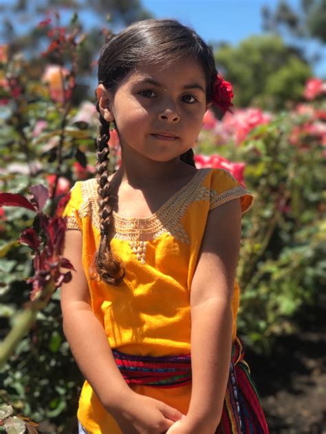 pin de maribel firman en abby s mexican theme photo shoot cultura de mexico niños indigenas
