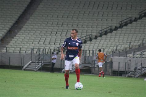 O tricolor carioca precisa de uma vitória contra o river plate para ir às oitavas de final da competição. Fortaleza é derrotado pelo Fluminense na Série A do ...