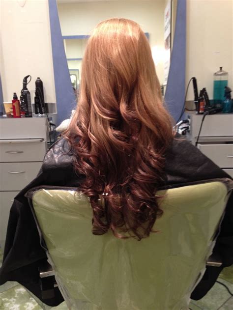 There are too many options that you can try on, including strawberry hair extensions if you do not want the trouble of dyeing your hair with permanent and temporary products. Strawberry blonde reverse ombre | My Style | Pinterest ...