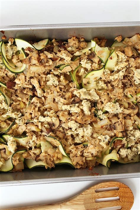 Boiling water 1 1/2 tablespoons salt 3 tablespoons crisco 3 tablespoons flour 3 cups milk 3 cups tuna. Tuna Zucchini Noodle Casserole - Inspiralized