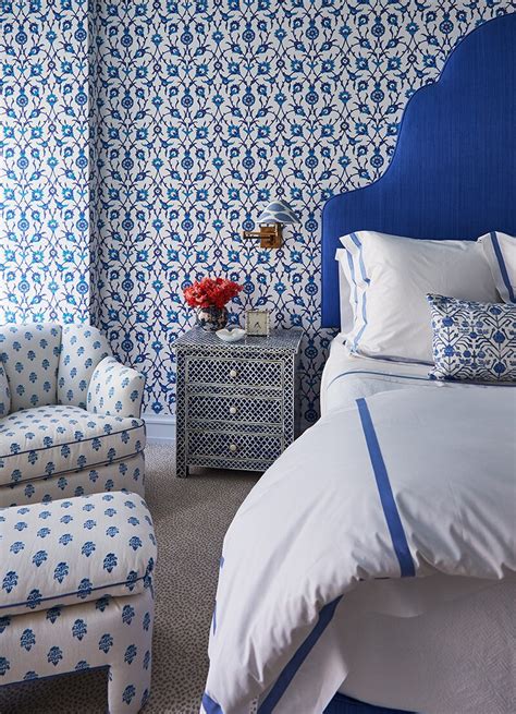 21 Stylish Wallpaper Decor Ideas How To Decorate With Wallpaper