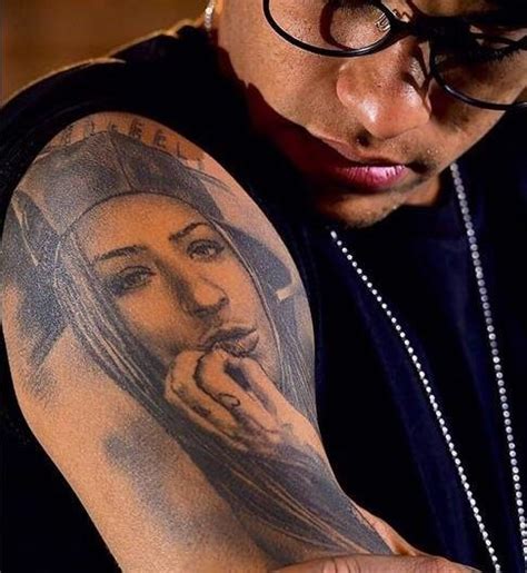 Nova tattoo do neymar jr, adāo rosa feita pelo artista thieres paim equipe #nauticatattooteam.acompanhe ai um pouco doque rolo nessa nova tattoo do nosso. Neymar's tattoos and their meanings — betmus on Scorum