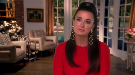 kyle richards opens up about the tragic death of her best friend