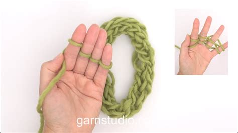 How To Do Finger Knitting Youtube