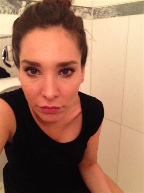 German Presenter Sandra Ahrabian Nude Leaked Selfies