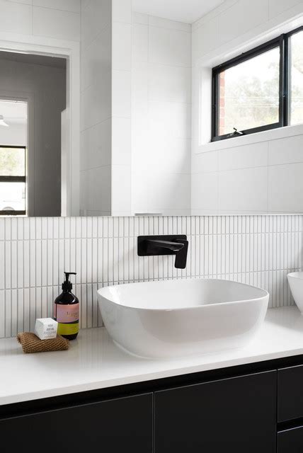 Briar Hill Recycled Red Brick Modern Bathroom Melbourne By