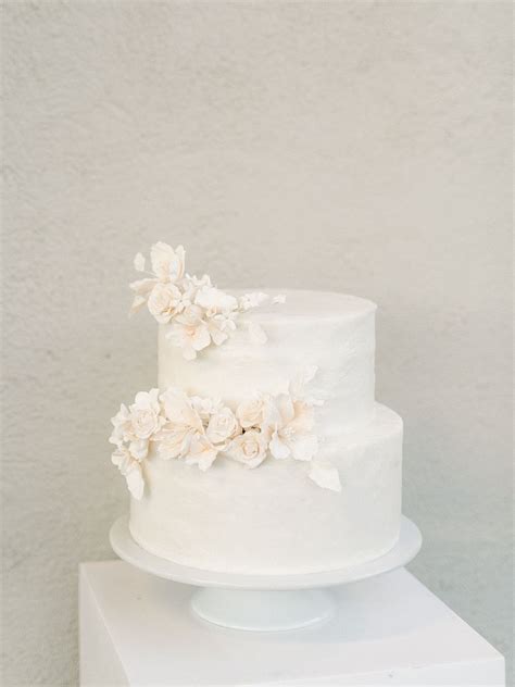 21 All White Wedding Cakes We Love