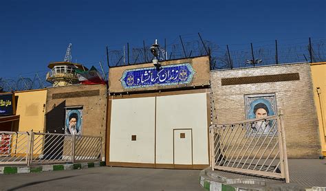 Iran Human Rights Article Iran Executions Three Men Hanged In Kermanshah