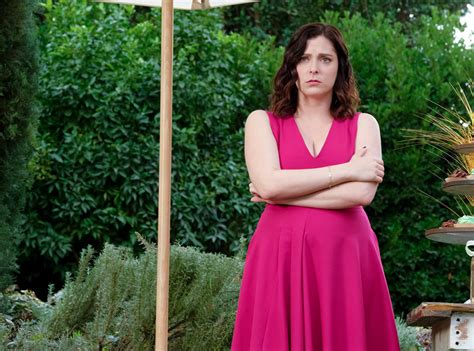 what crazy ex girlfriend s season 3 finale twist means for season 4 and rebecca bunch e news