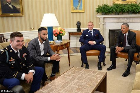 Barack Obama Thanks Us Heroes Of French Train Attack At The White House