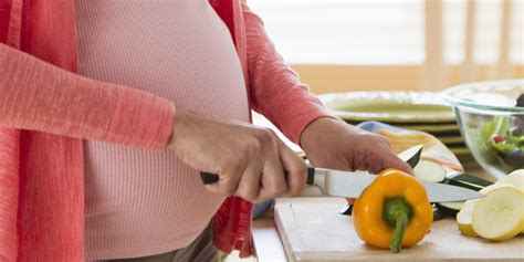 Pregnant Women Who Eat Healthy Are At Lower Risk For Preterm Birth