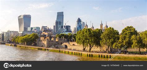 Cityscape Of London England — Stock Photo © Bloodua 147545445