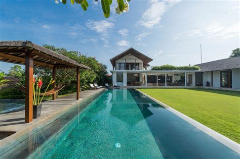 Luxury 4 Bedroom Villa Canggu Kavya Pool 2 Luxury Villas Bali