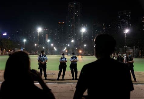 Hundreds Show Up Around Hong Kong Park Despite Tiananmen Square Vigil Ban Express And Star