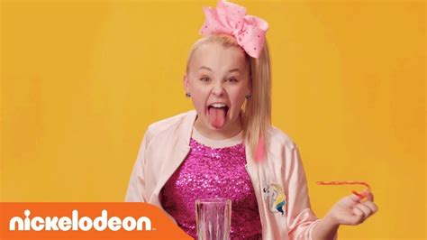 Jojo Siwa Henry Danger And School Of Rock Stars Try ‘the Weird Holiday