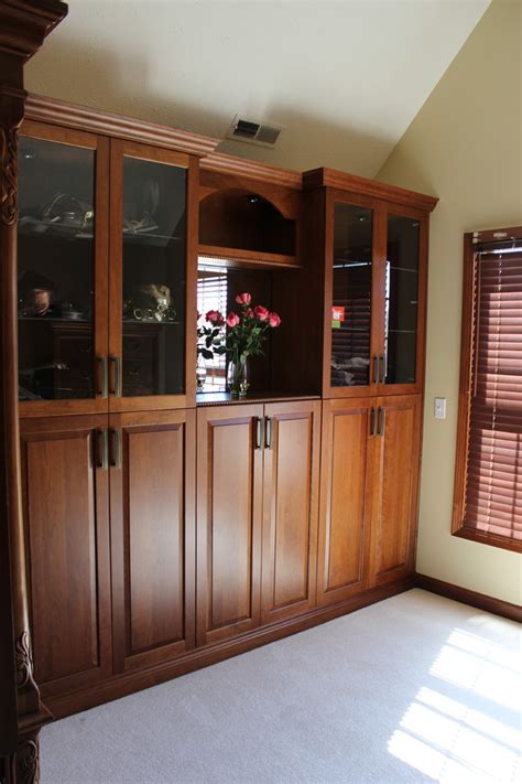 Discover true comfort, and real value here. Bedroom Cabinets, Strongsville, OH #1 - Traditional ...