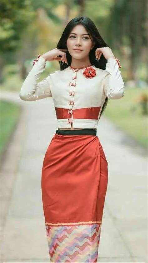 Su Hlaing Win Myanmar Dress Design Burmese Clothing Myanmar Traditional Dress