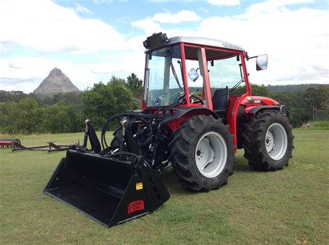 Buckets Hillside Tractors Australia