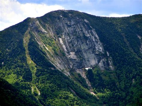 15 Epic Mountains In New York That Will Drop Your Jaw