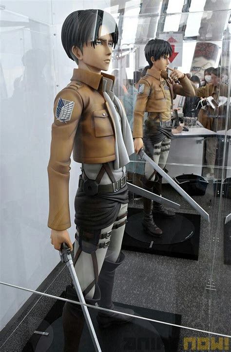 Ohh Myy God There Life Size Models Of Both Levi And Eren I I