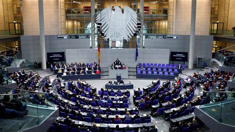 Bundestag genehmigt einsatz von staatstrojanern bei kindesmissbrauch. Zentralkomitee der Katholiken begrüßt SPD-Mitgliedervotum- Kirche+Leben