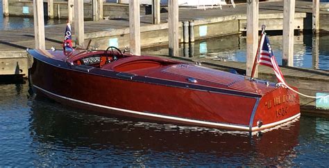 In The Mood A 1939 17 Chris Craft Classic Wooden Boats Wooden