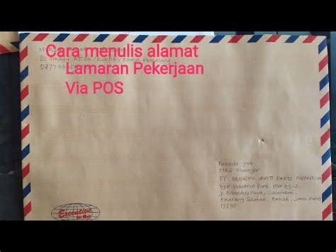 Bagaimanapun juga apakah kamu layak diterima di sebuah perushaan apa tidak juga bergantung pada resume yang kamu kirimkan. CARA MENULIS ALAMAT SURAT LAMARAN KERJA DI AMPLOP - YouTube
