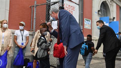 New York City Elementary Schools Reopen For In Person Classes But New Outbreaks Threaten Cnn