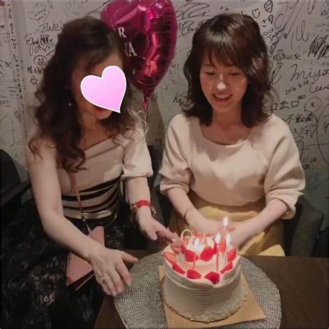 小椿希美さんのインスタグラム写真 小椿希美instagram ・ 4月はお誕生日月です🌸 ・ 名古屋で出会い、 本当のお姉ちゃんのよう