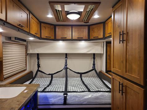 These Custom Sleeper Cabs Are Like Luxurious Tiny Homes For Long Haul