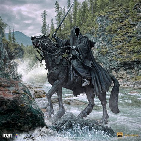 Iron Studios Nazgul On Horse The Lord Of The Rings Deluxe Art Scale 1