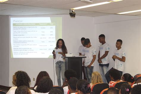 Jovens Recebem Certificados De Agentes Multiplicadores De Educação Ambiental