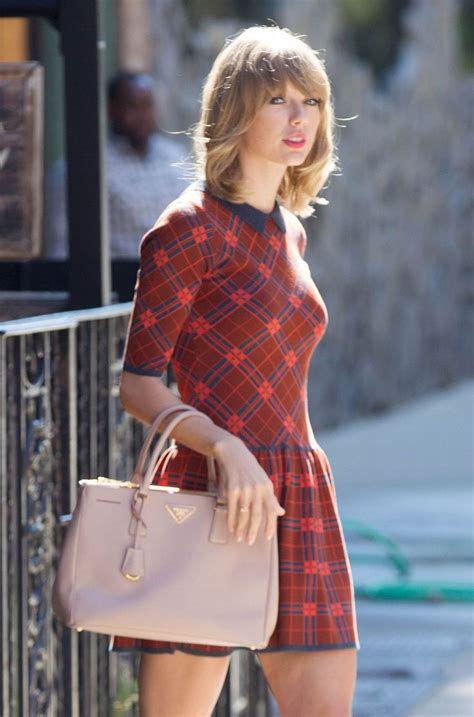 Celebmafia Celebrity Photos Style S Videos Taylor Swift Style