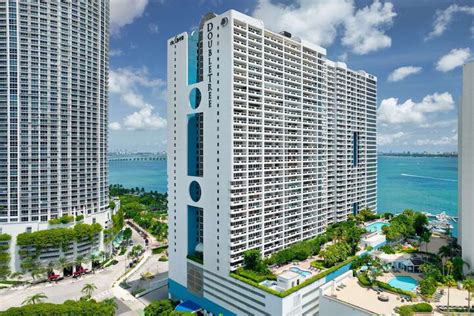 Doubletree By Hilton Grand Hotel Biscayne Bay Miami