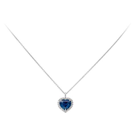 Cluster Diamond Heart Shape Pendant Necklace At 1stdibs Diamond Heart