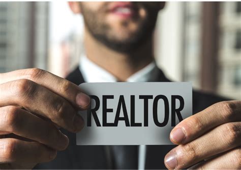 5 Benefits Of Using Agricultural Realtor Services When Buying Property