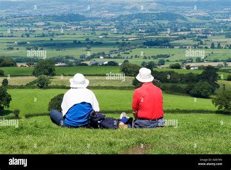 Mendip Hills And Couple Hi Res Stock Photography And Images Alamy