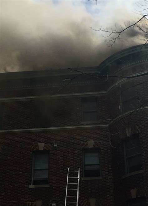 2 Alarm Fire In Northwest Dc Sends Smoke Through Area Photos Wtop News