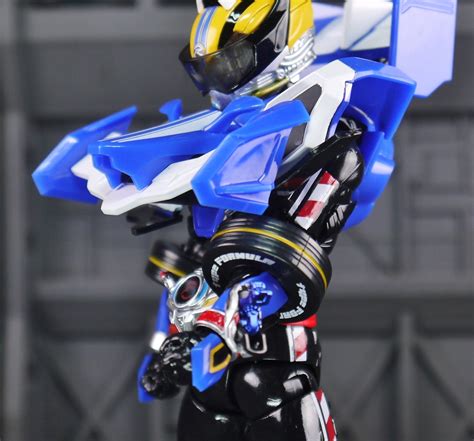 Comes with a trailer cannon dedicated possible to play by replacement of existing tire. 阿姆微的玩具簿Decade: 魂商店限定 S.H.Figuarts KAMEN RIDER DRIVE type ...