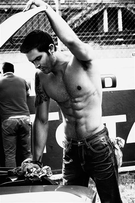 tyler hoechlin i always thought he was a hottie now he is standing over a vehicle shirtless